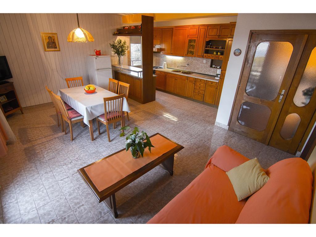 Apartment Miranda Slatine Rom bilde